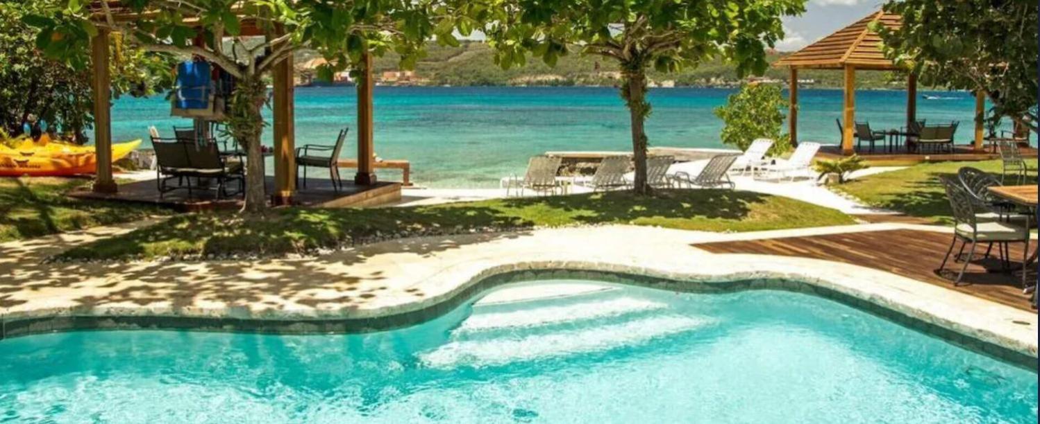 Sea Grapes Air-Conditioned 6-Bedroom Home With Cottage Discovery Bay Bagian luar foto